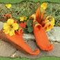 Orange Elfenschuhe mit gelben Blumen